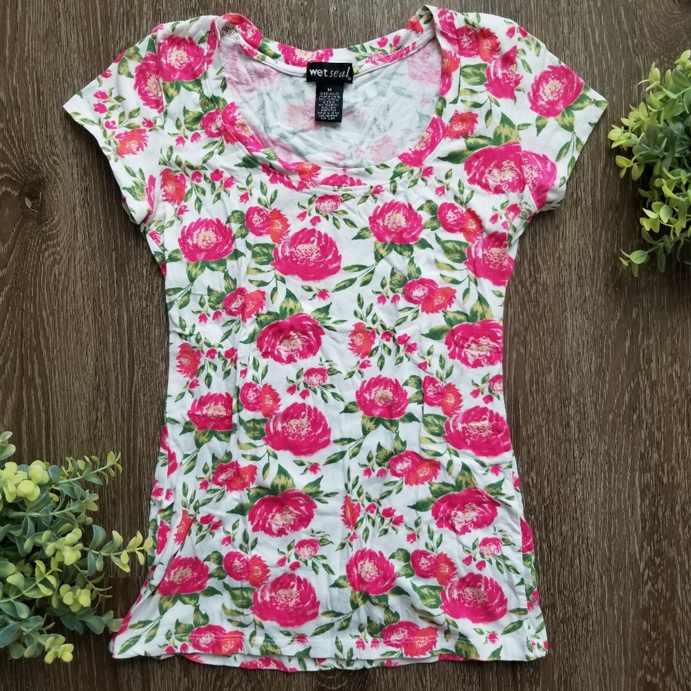 Wet Seal Pink and White Rose Short Sleeve Tee